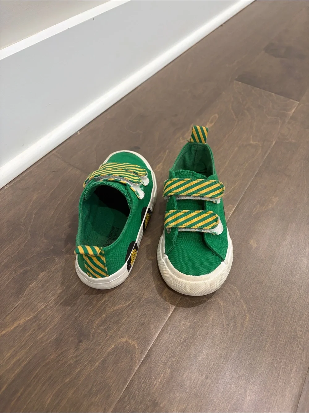 Kids' Boy Tractor Slip-On Sneakers size 11T
